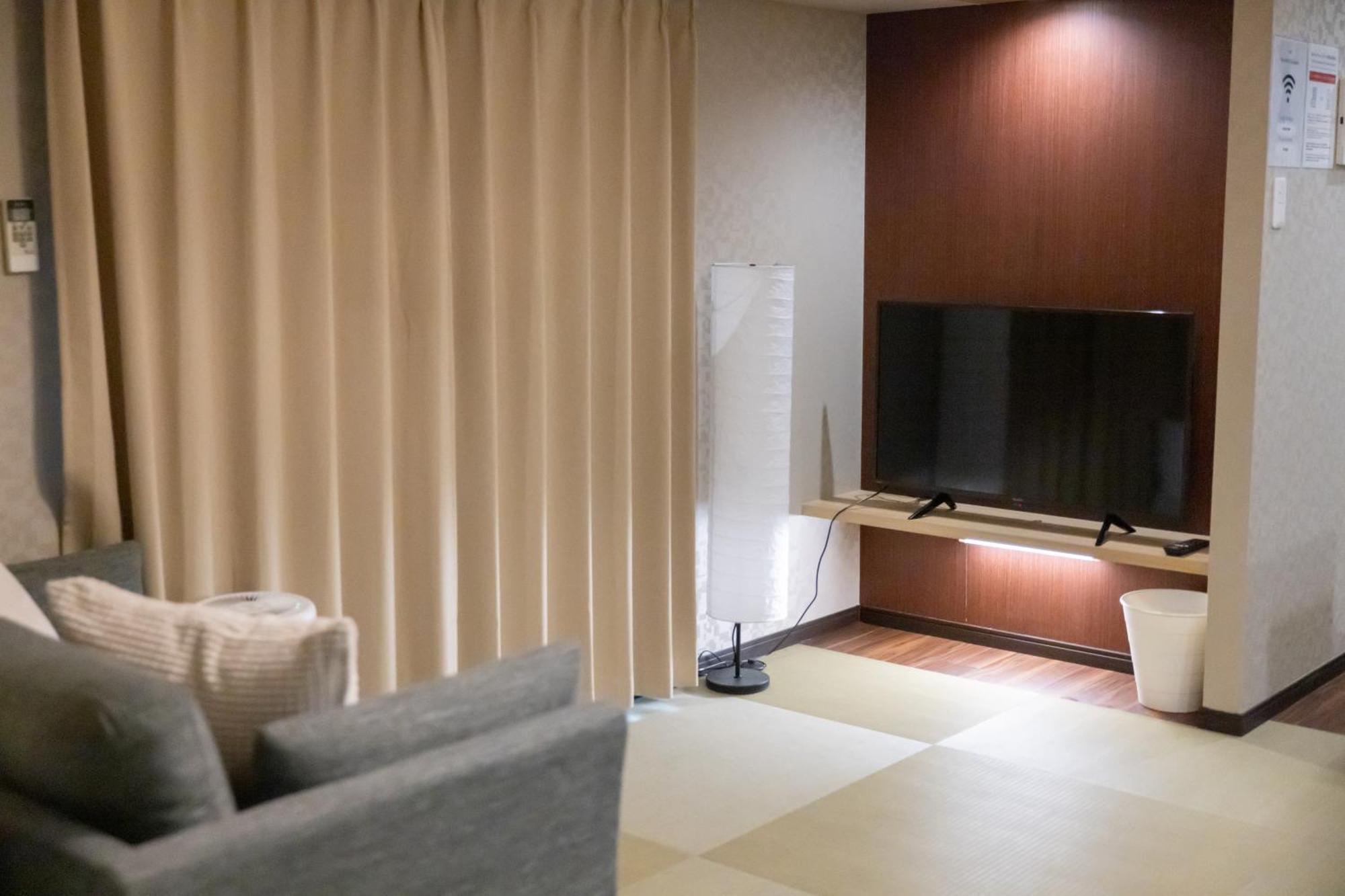 心斎橋-道頓堀の宿 ー南海難波徒歩10分以内 Osaka Zewnętrze zdjęcie